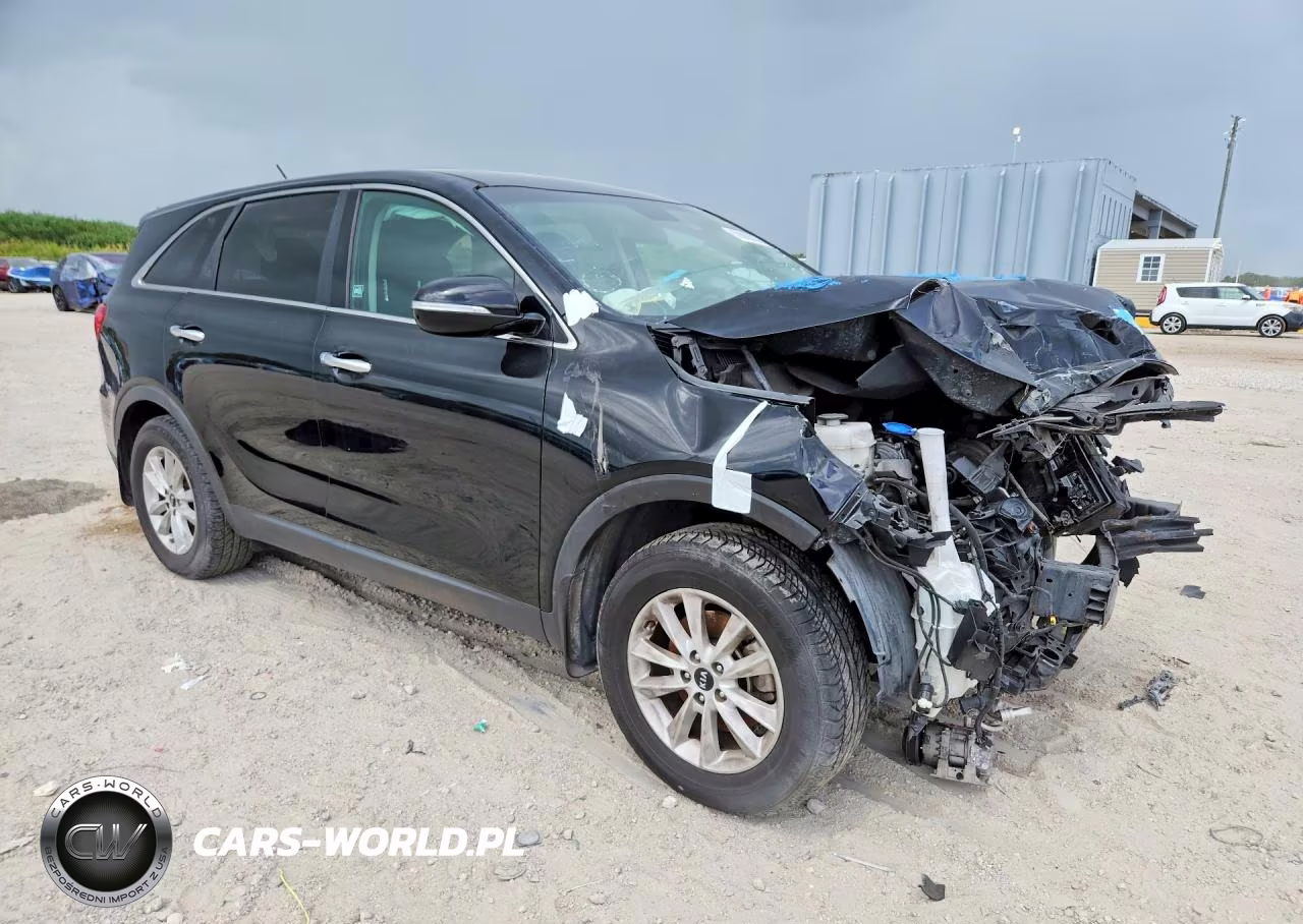 2019 Kia Sorento L VIN:5XYPG4A35KG569496 - 4