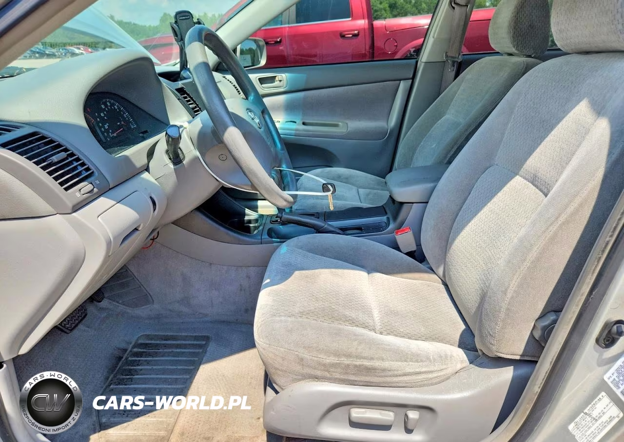 2002 Toyota Camry Le VIN:4T1BE32K82U008459 - 7