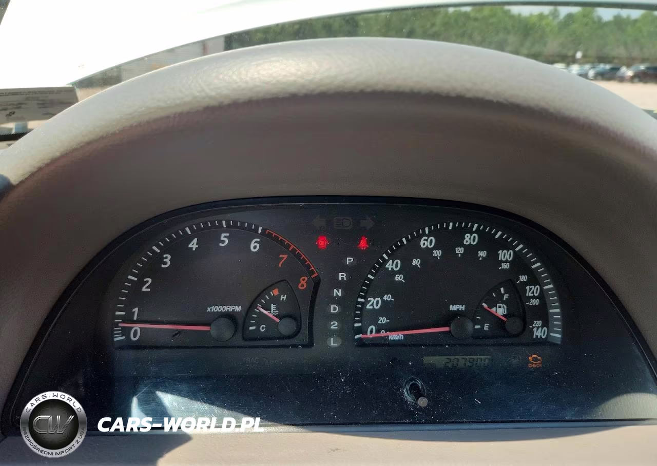 2002 Toyota Camry Le VIN:4T1BE32K82U008459 - 9