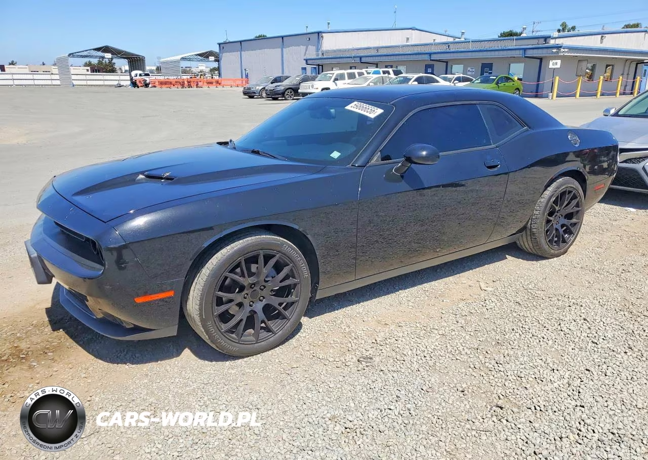 2015 Dodge Challenger Sxt