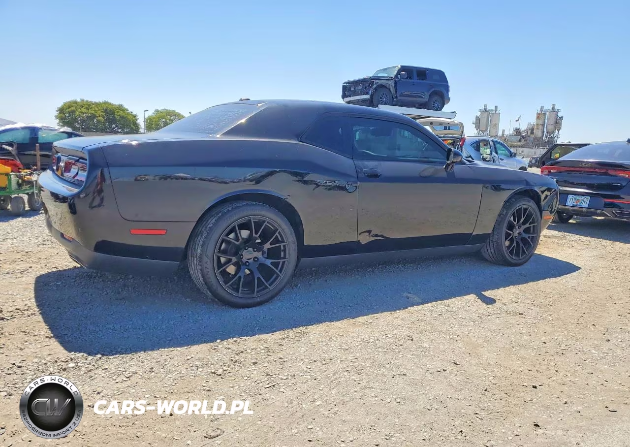 2015 Dodge Challenger Sxt VIN:2C3CDZAG4FH900930 - 3