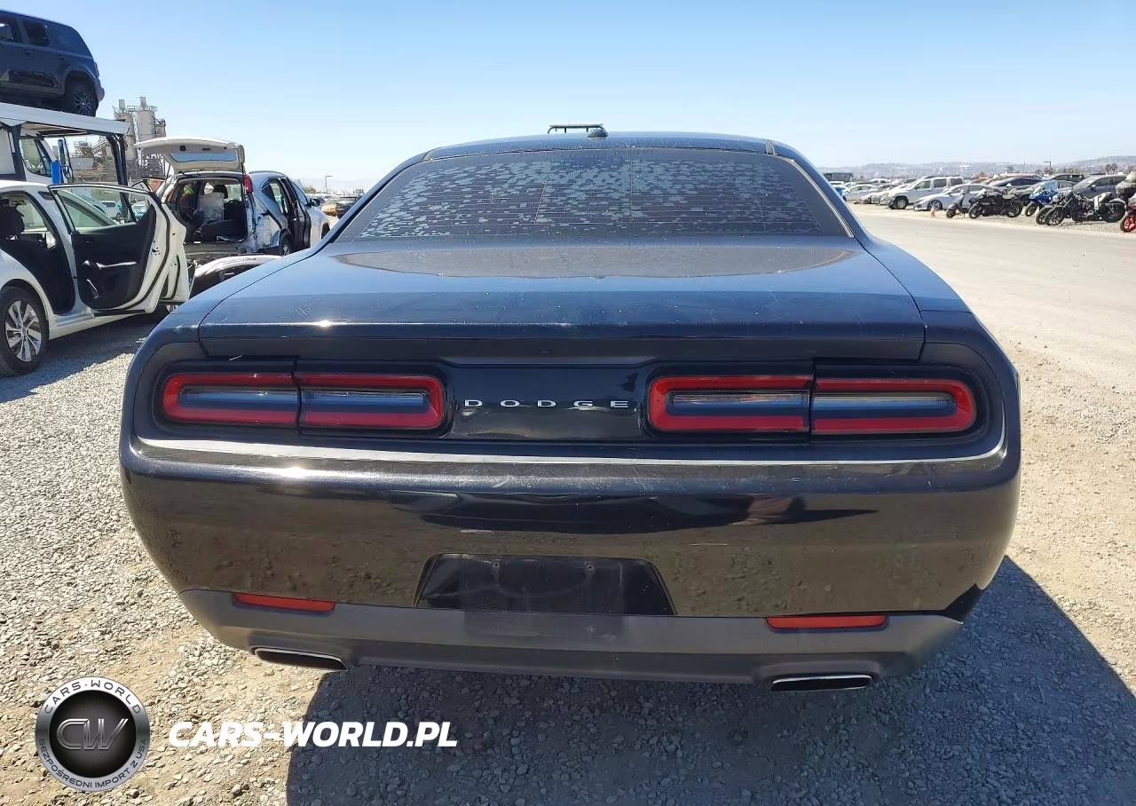 2015 Dodge Challenger Sxt VIN:2C3CDZAG4FH900930 - 6