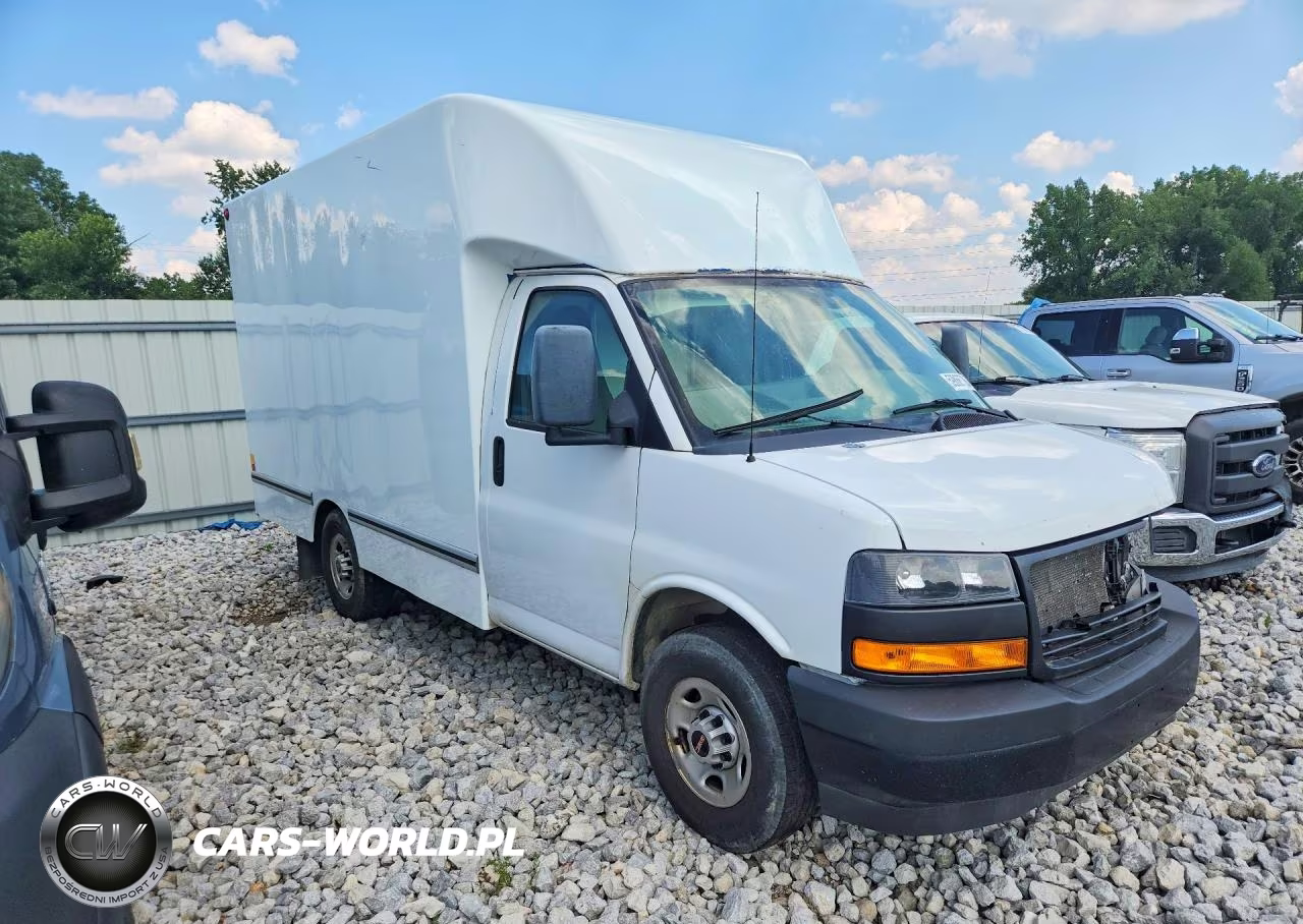 2021 GMC Savana Cutaway G3500 VIN:7GZ07RF71MN002307 - 4