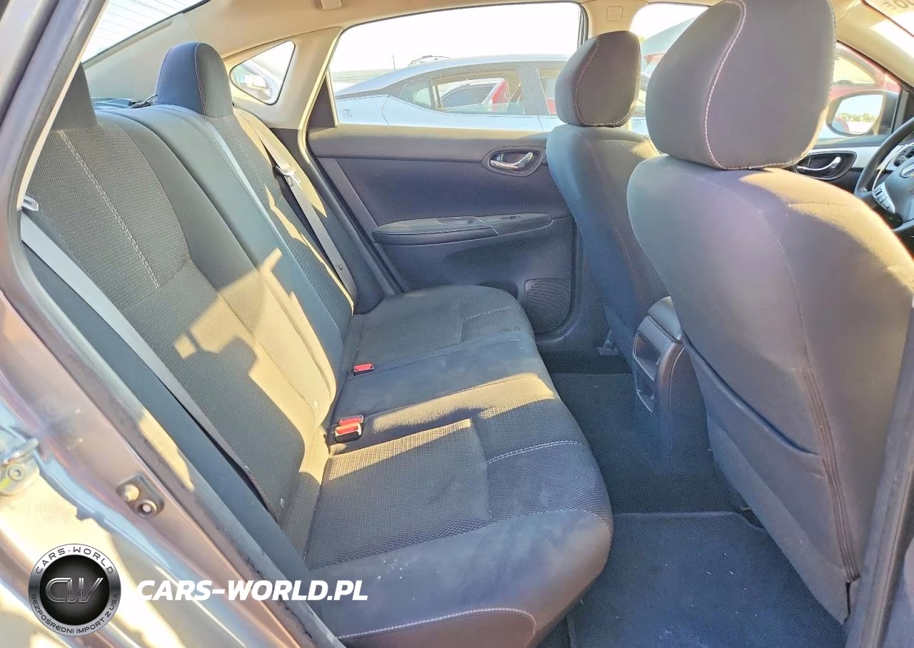 2016 Nissan Sentra S VIN:3N1AB7AP1GY336908 - 10