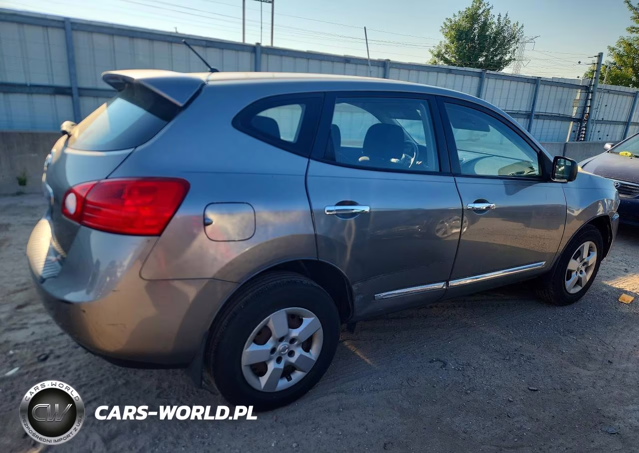 2013 Nissan Rogue S VIN:JN8AS5MT0DW033071 - 3