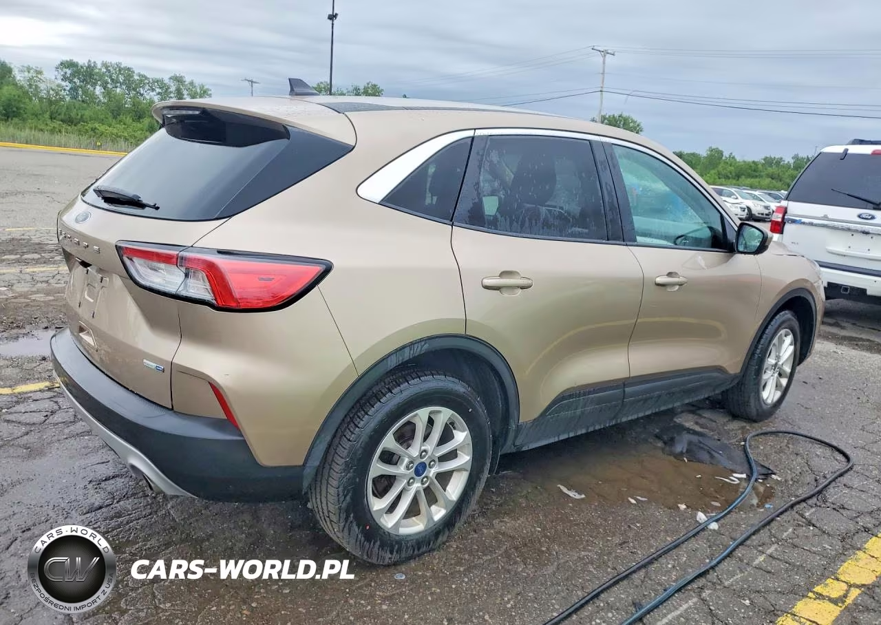 2020 Ford Escape Se VIN:1FMCU9G60LUB23340 - 3