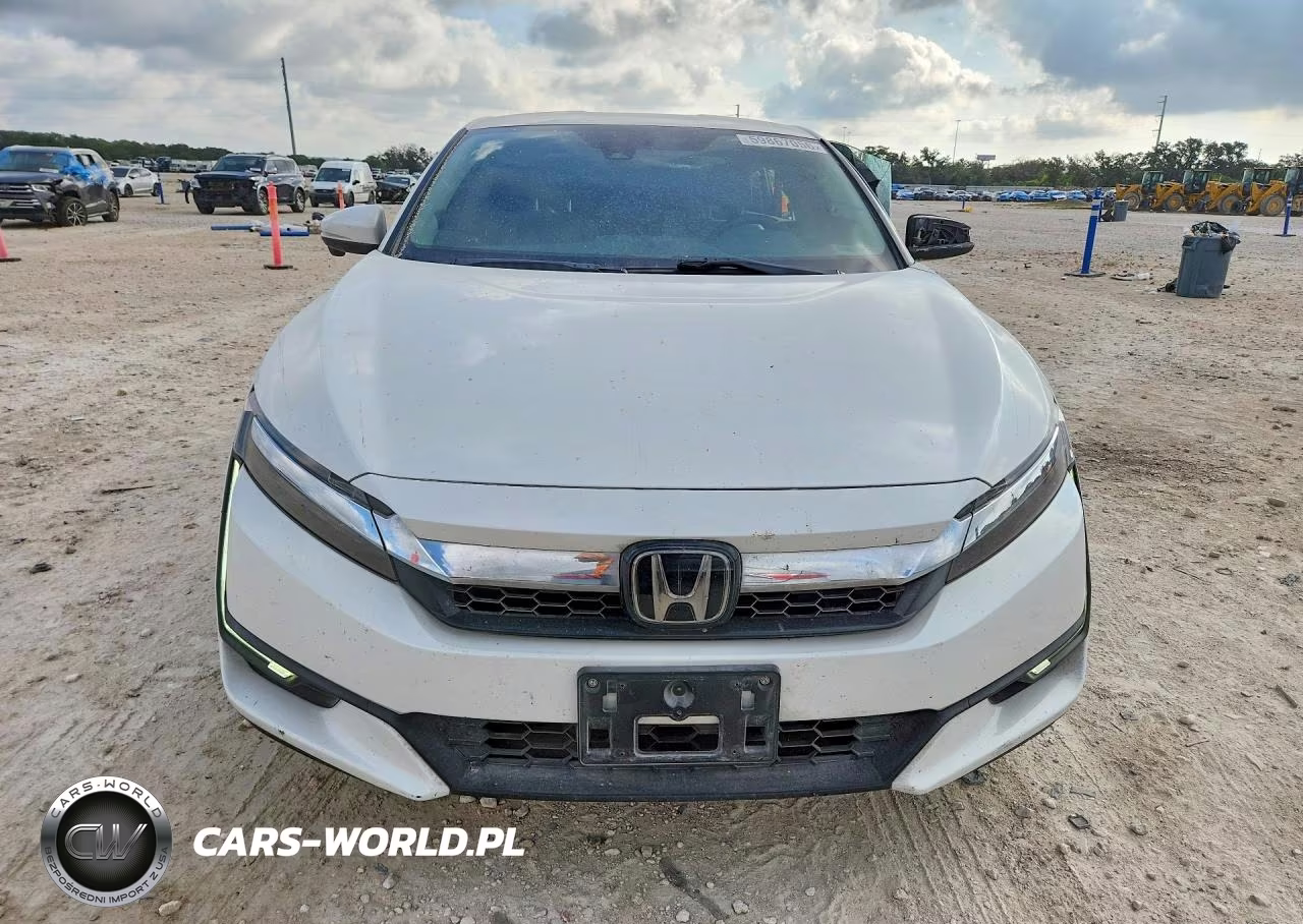 2018 Honda Clarity Touring VIN:JHMZC5F30JC005470 - 5