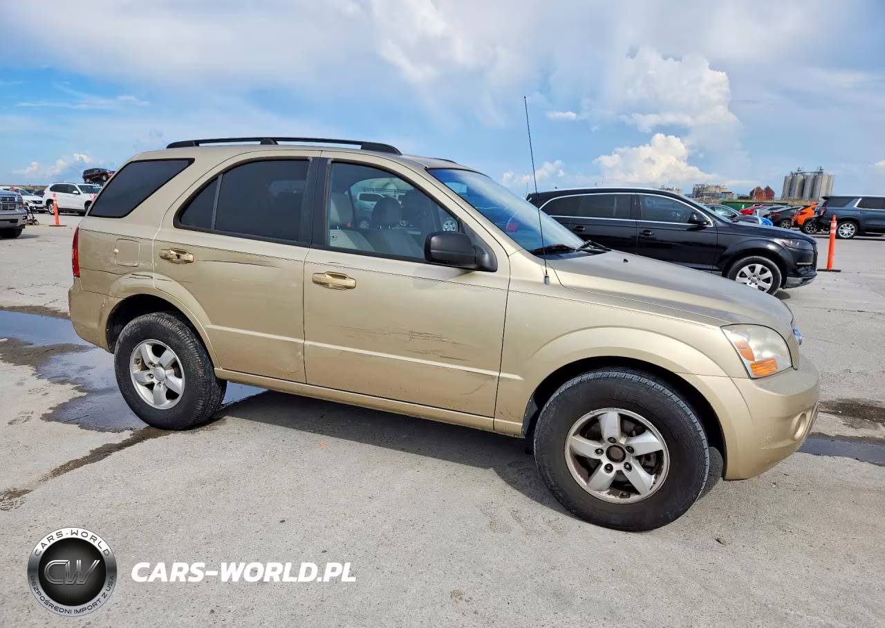 2009 Kia Sorento Lx VIN:KNDJD735495895582 - 4