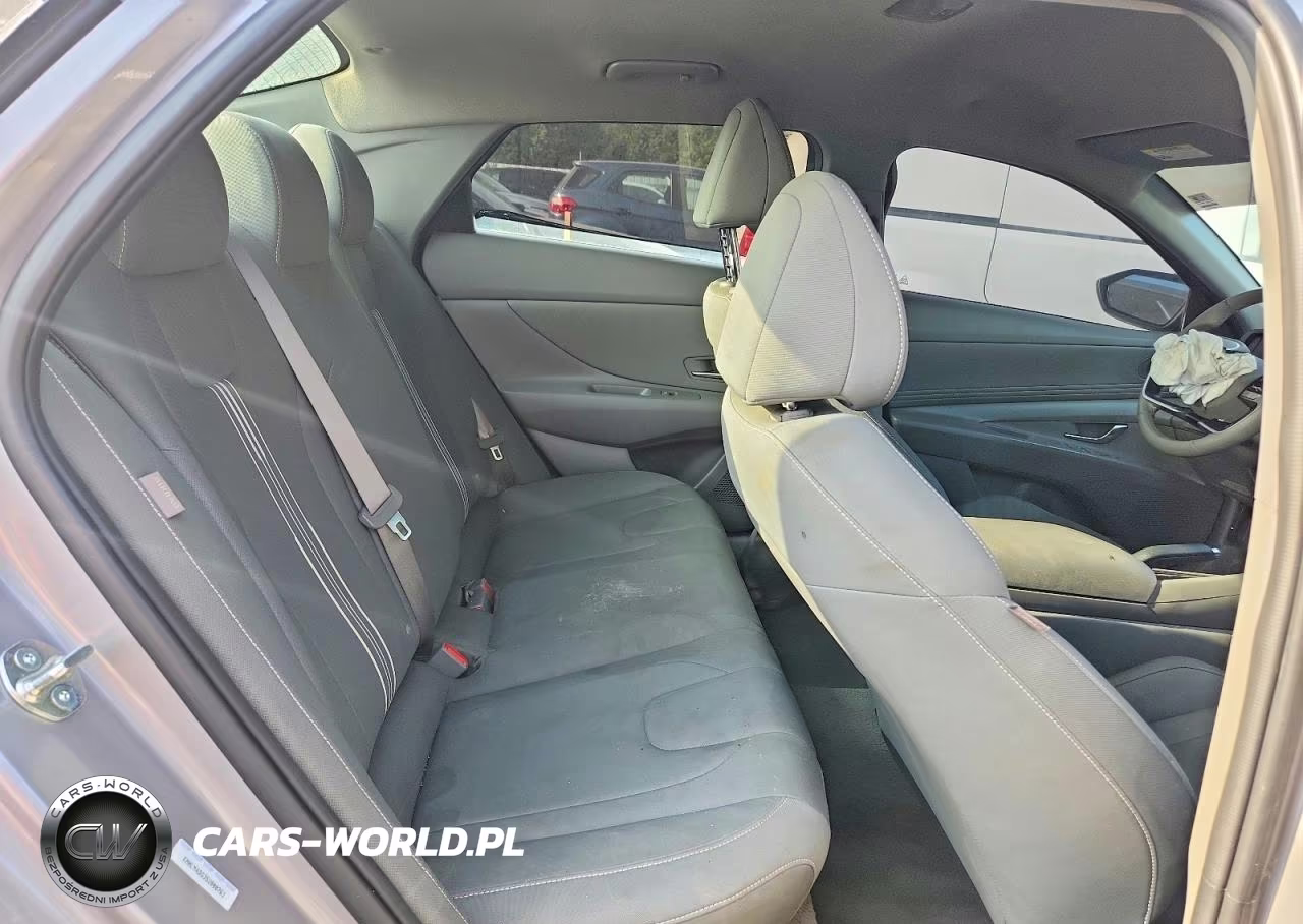 2025 Hyundai Elantra Sel Sport VIN:KMHLM4DG3SU000761 - 10