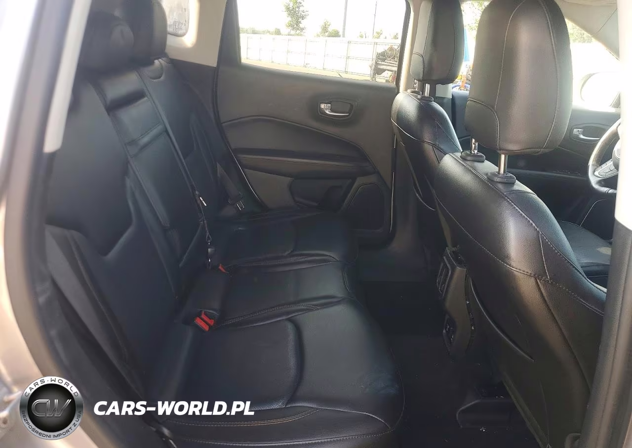 2018 Jeep Compass Limited VIN:3C4NJDCBXJT342700 - 11