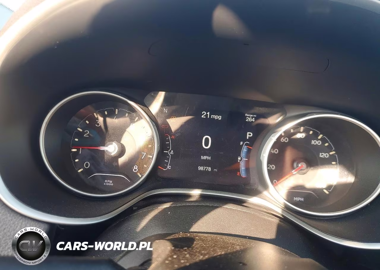 2018 Jeep Compass Limited VIN:3C4NJDCBXJT342700 - 9