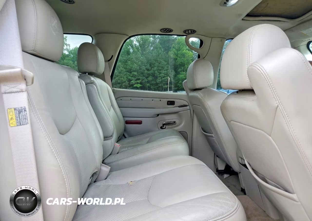2005 Cadillac Escalade Luxury VIN:1GYEK63N75R176888 - 11