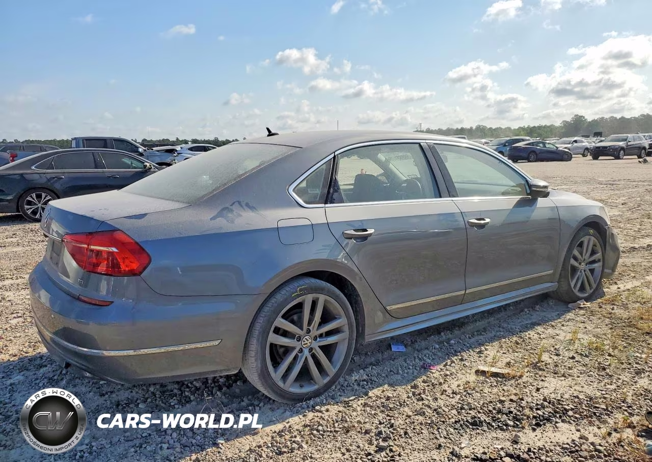2016 Volkswagen Passat VIN:1VWAT7A36GC039498 - 3
