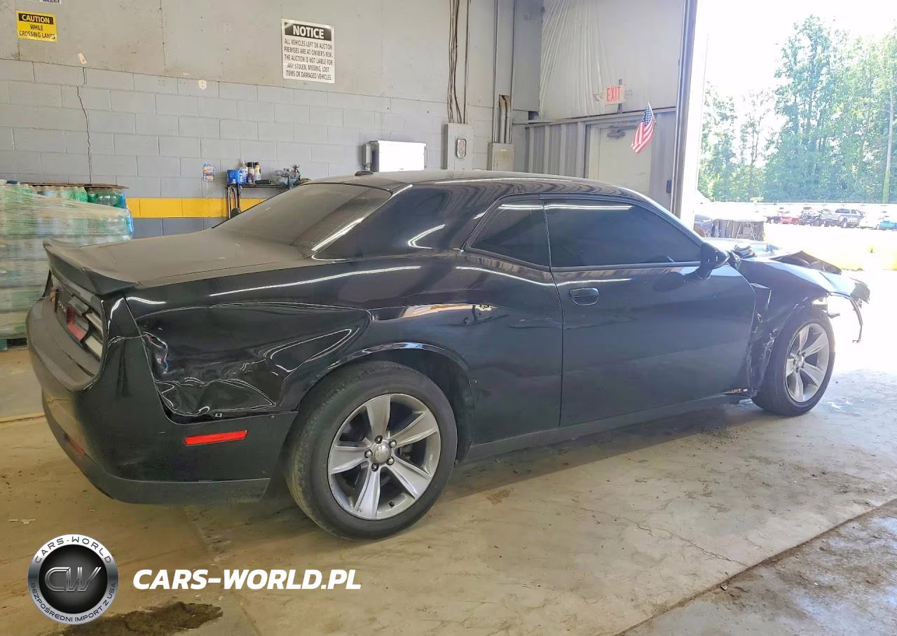 2018 Dodge Challenger Sxt VIN:2C3CDZAG8JH339205 - 3