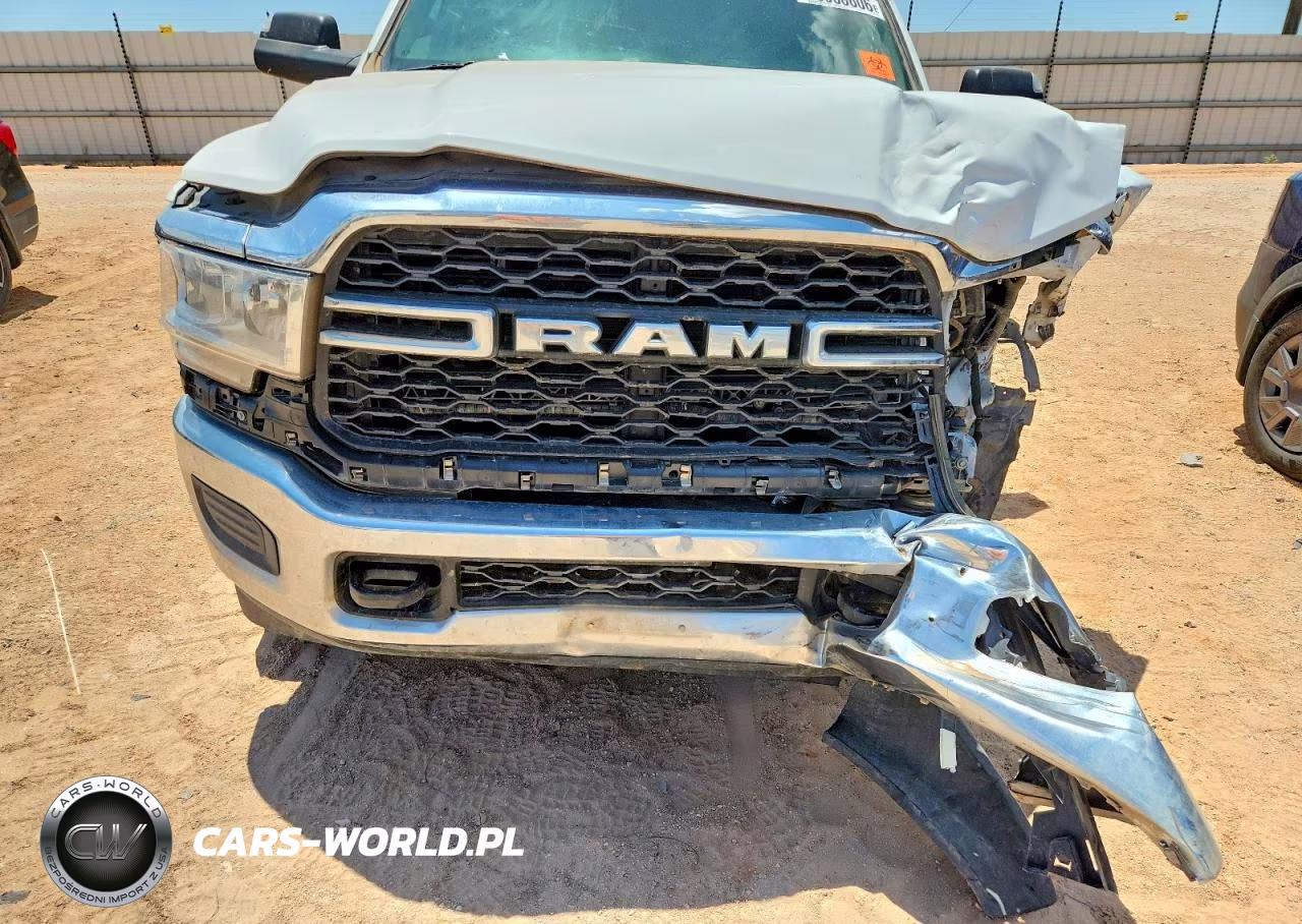 2019 Ram 2500 Tradesman VIN:3C6UR5HJ3KG652473 - 11