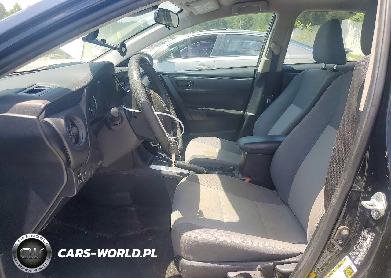 2019 Toyota Corolla L VIN:2T1BURHE5KC146551 - 7