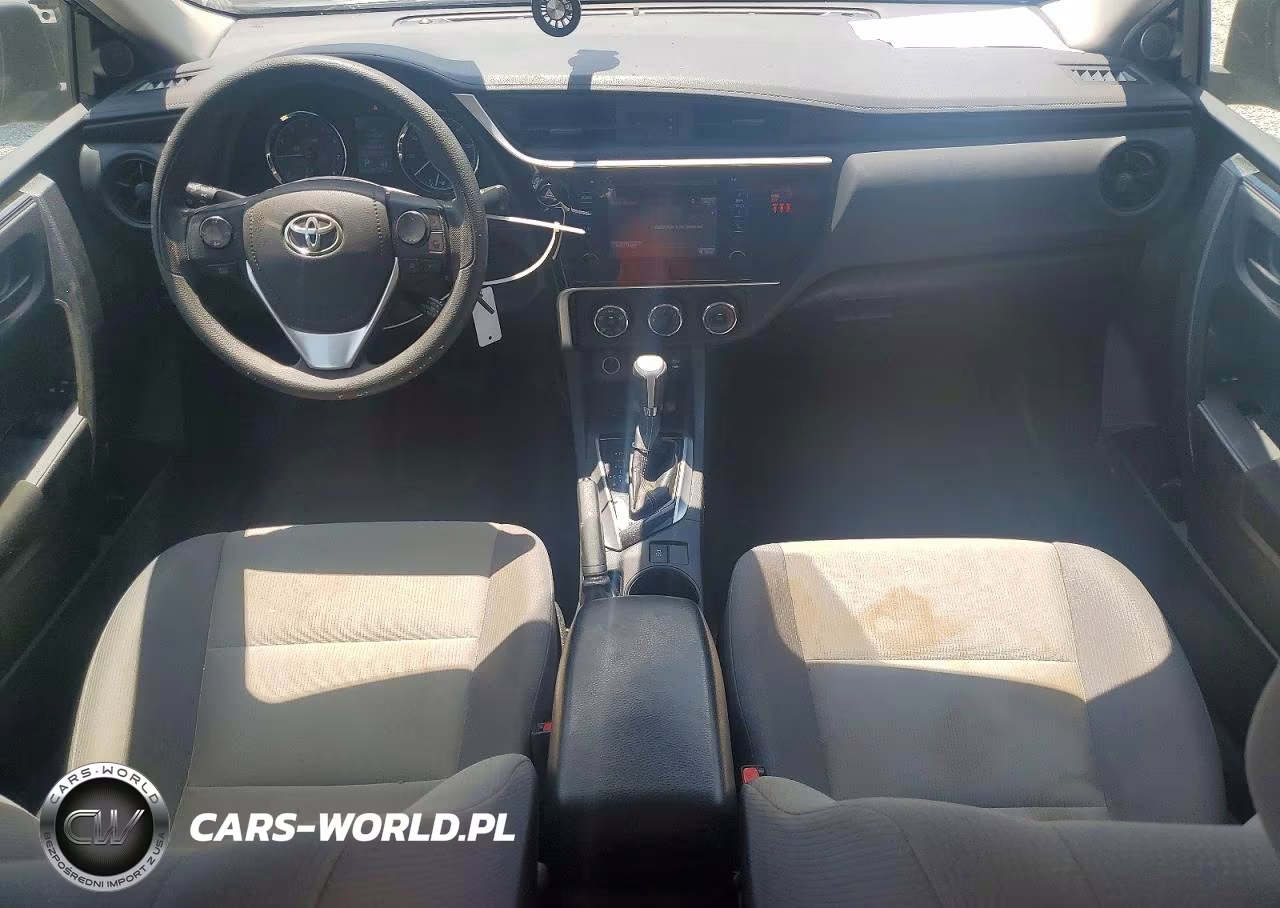 2019 Toyota Corolla L VIN:2T1BURHE5KC146551 - 8