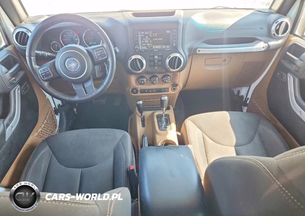 2017 Jeep Wrangler Unlimited Sahara VIN:1C4BJWEG7HL594174 - 8