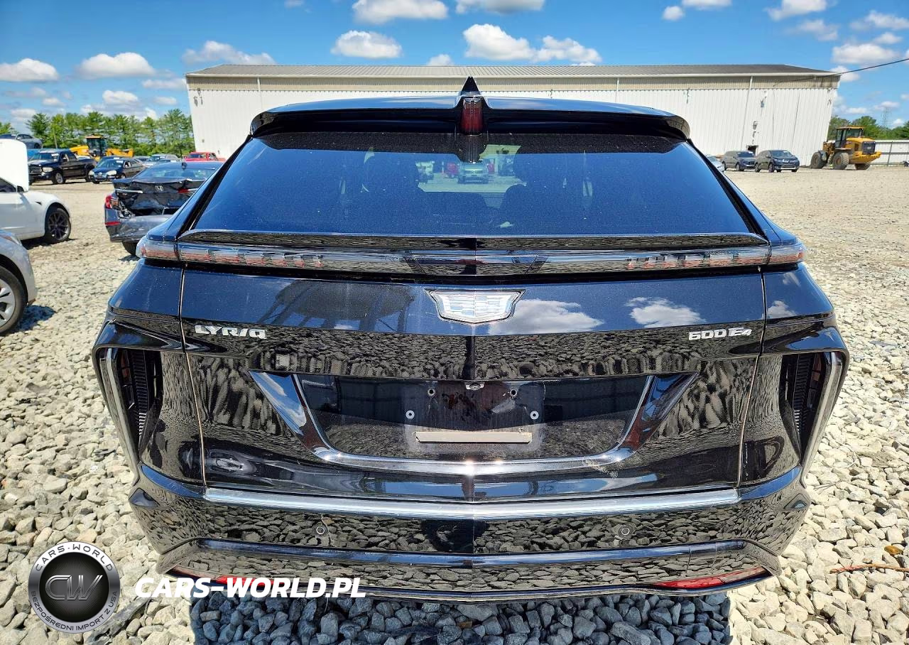 2025 Cadillac Lyriq Luxury VIN:1GYKPNRL1SZ306664 - 6