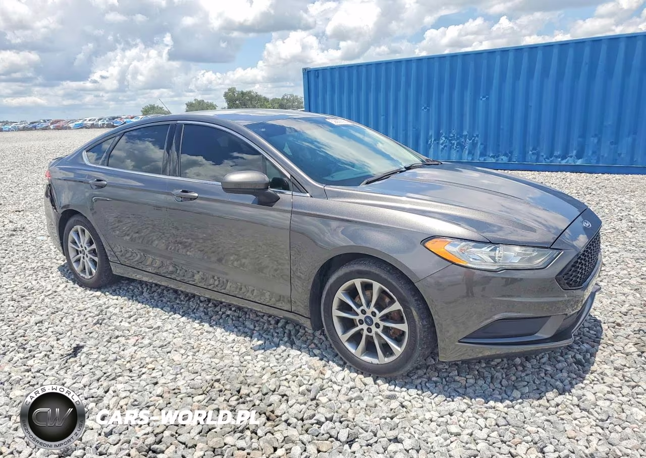 2017 Ford Fusion Se VIN:3FA6P0H79HR369691 - 4