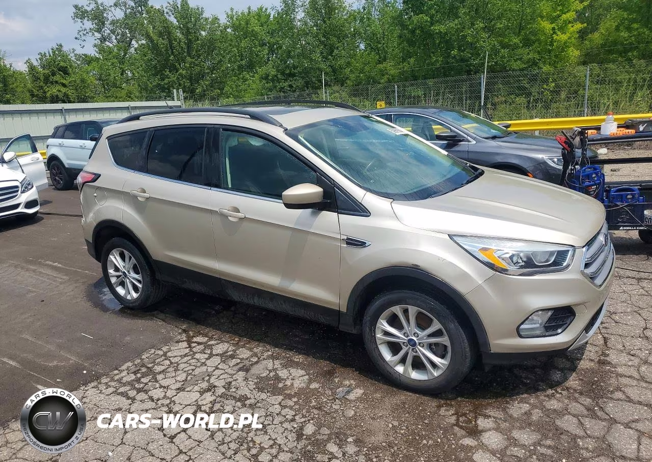 2018 Ford Escape Sel VIN:1FMCU9HDXJUD56409 - 4