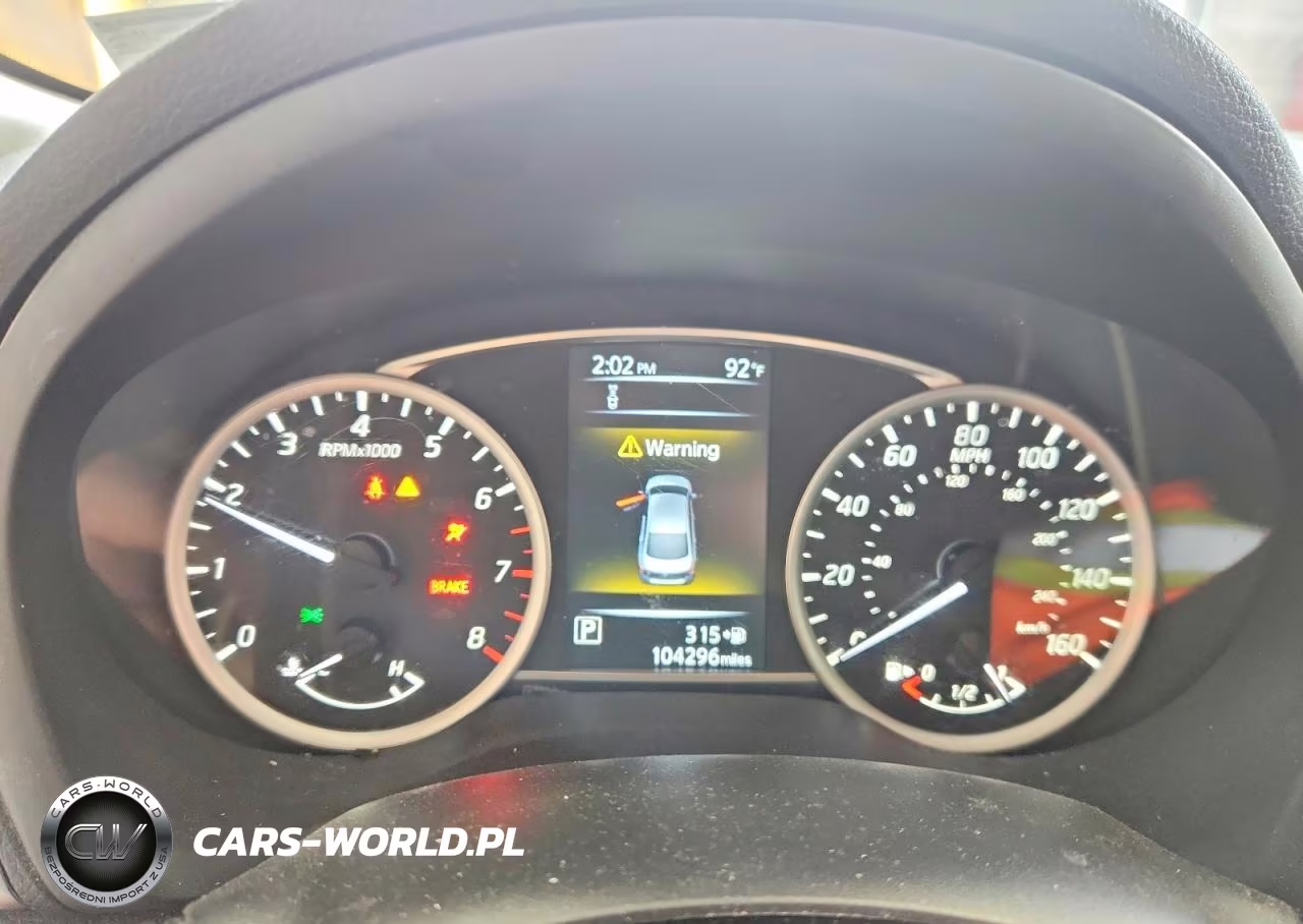 2018 Nissan Sentra S VIN:3N1AB7AP2JY275351 - 9