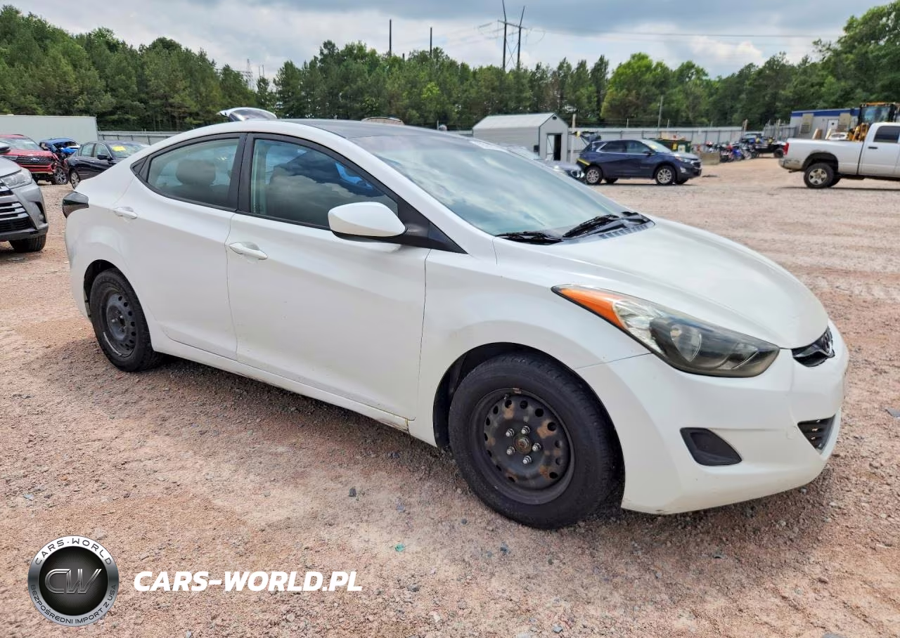 2013 Hyundai Elantra Gls VIN:5NPDH4AE3DH445465 - 4