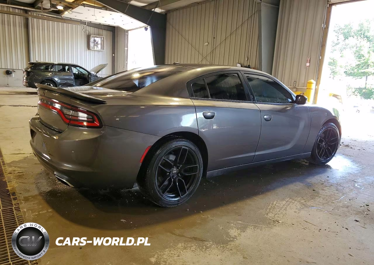 2018 Dodge Charger Sxt VIN:2C3CDXBG4JH206766 - 3