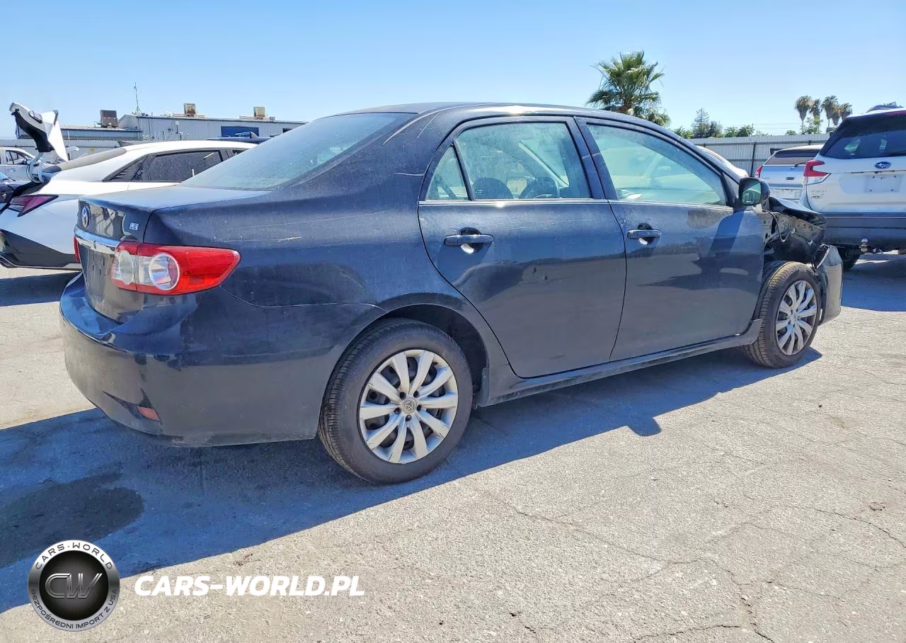 2013 Toyota Corolla Le VIN:5YFBU4EE9DP122280 - 3
