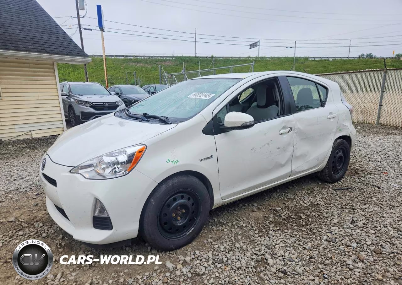 2014 Toyota Prius C One
