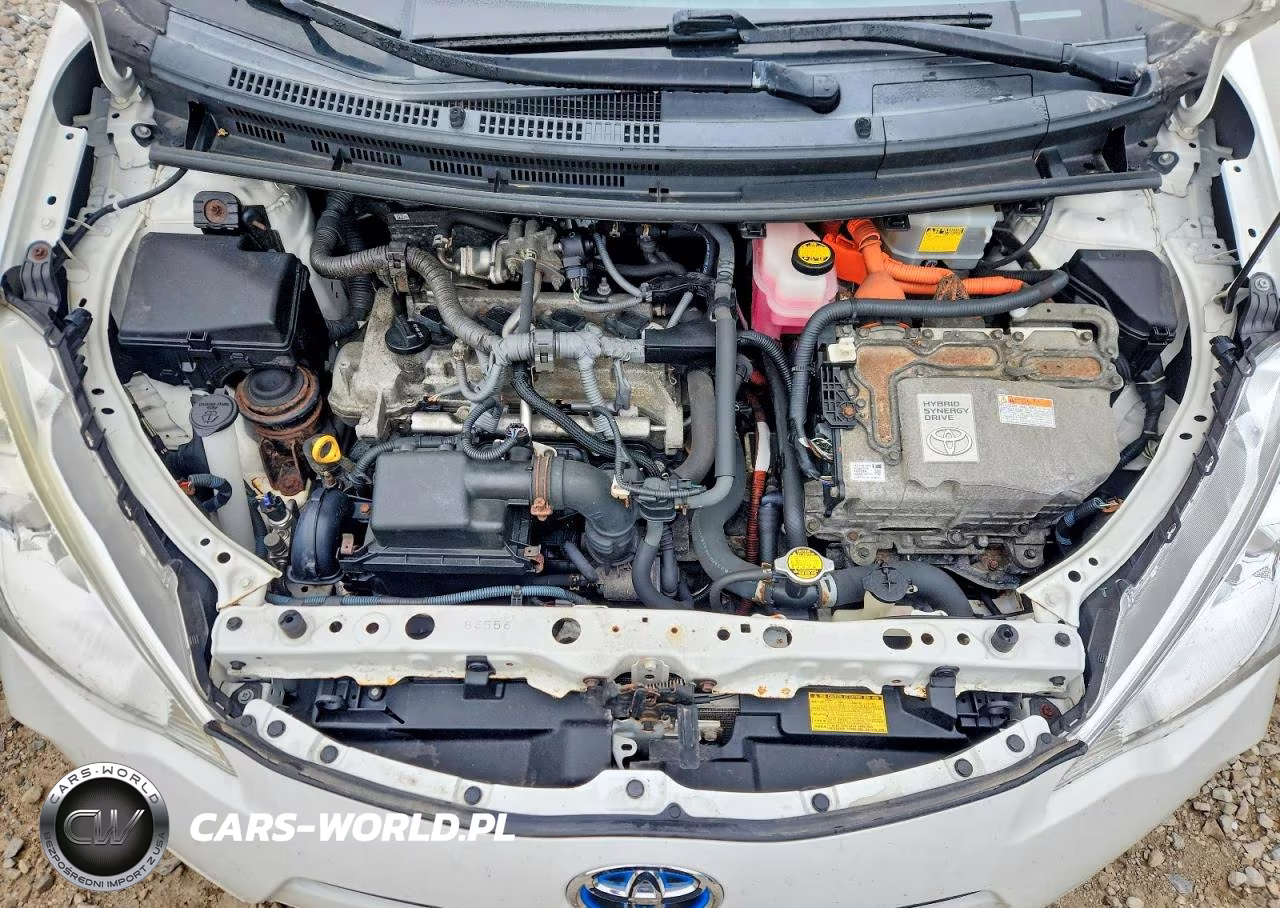 2014 Toyota Prius C One VIN:JTDKDTB33E1562465 - 11