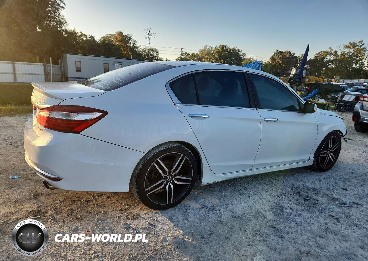 2016 Honda Accord Sport VIN:1HGCR2F52GA056979 - 3