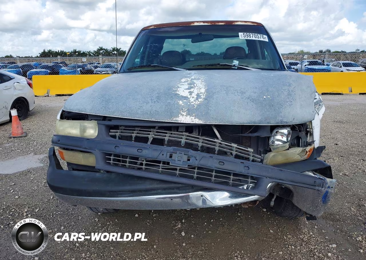 1999 Chevrolet Silverado C1500 VIN:2GCEC19T4X1118681 - 5