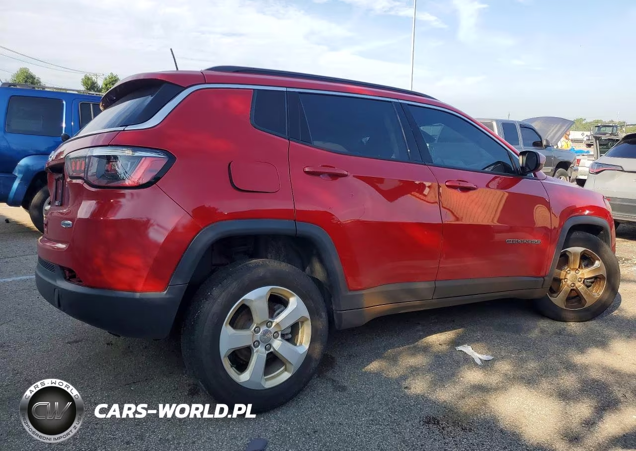 2021 Jeep Compass Latitude VIN:3C4NJCBB0MT600464 - 3
