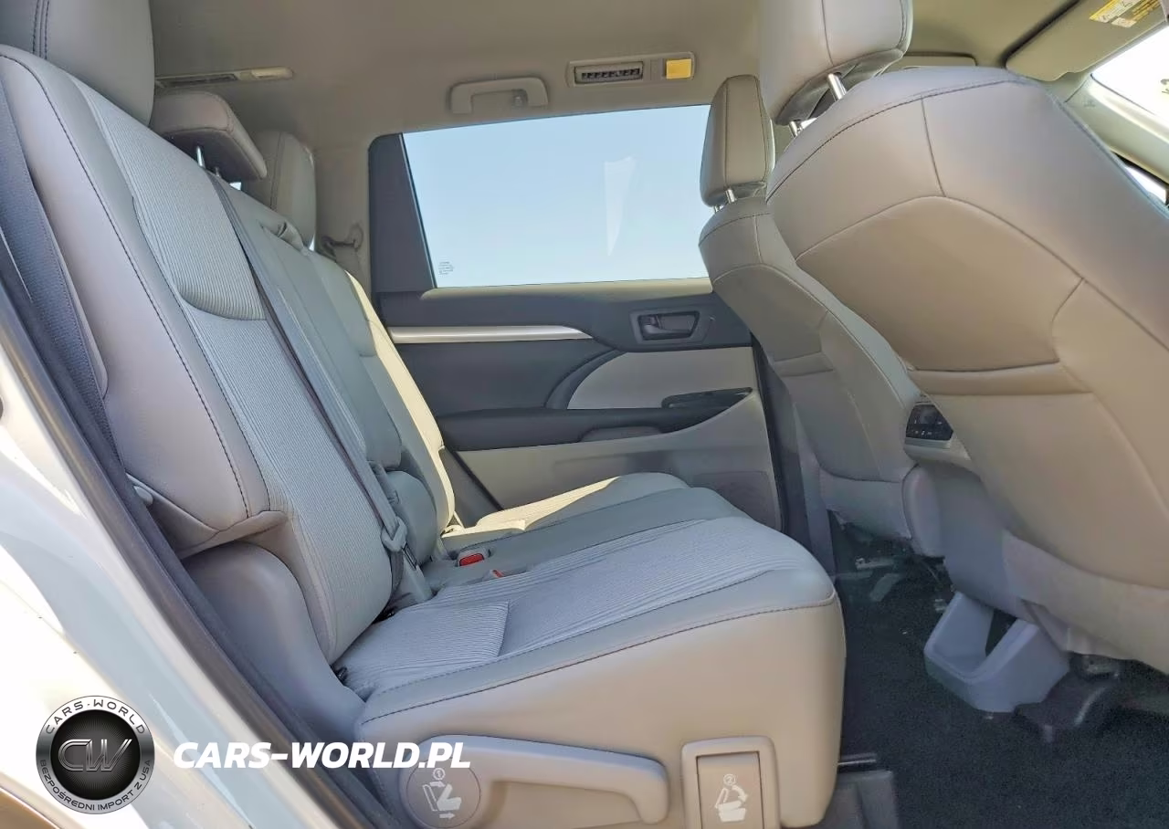 2017 Toyota Highlander Le Plus VIN:5TDBZRFH7HS426437 - 11