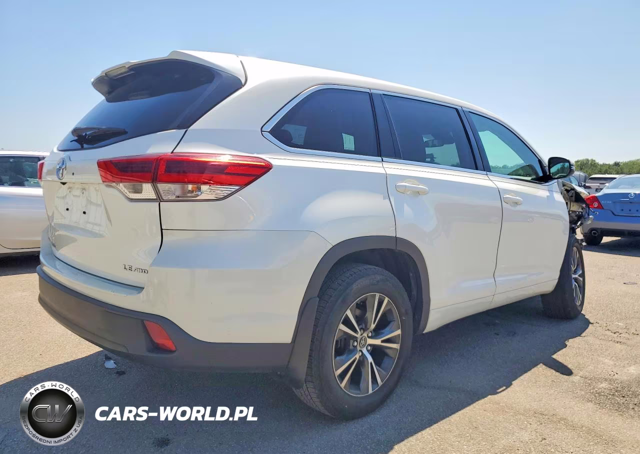 2017 Toyota Highlander Le Plus VIN:5TDBZRFH7HS426437 - 3
