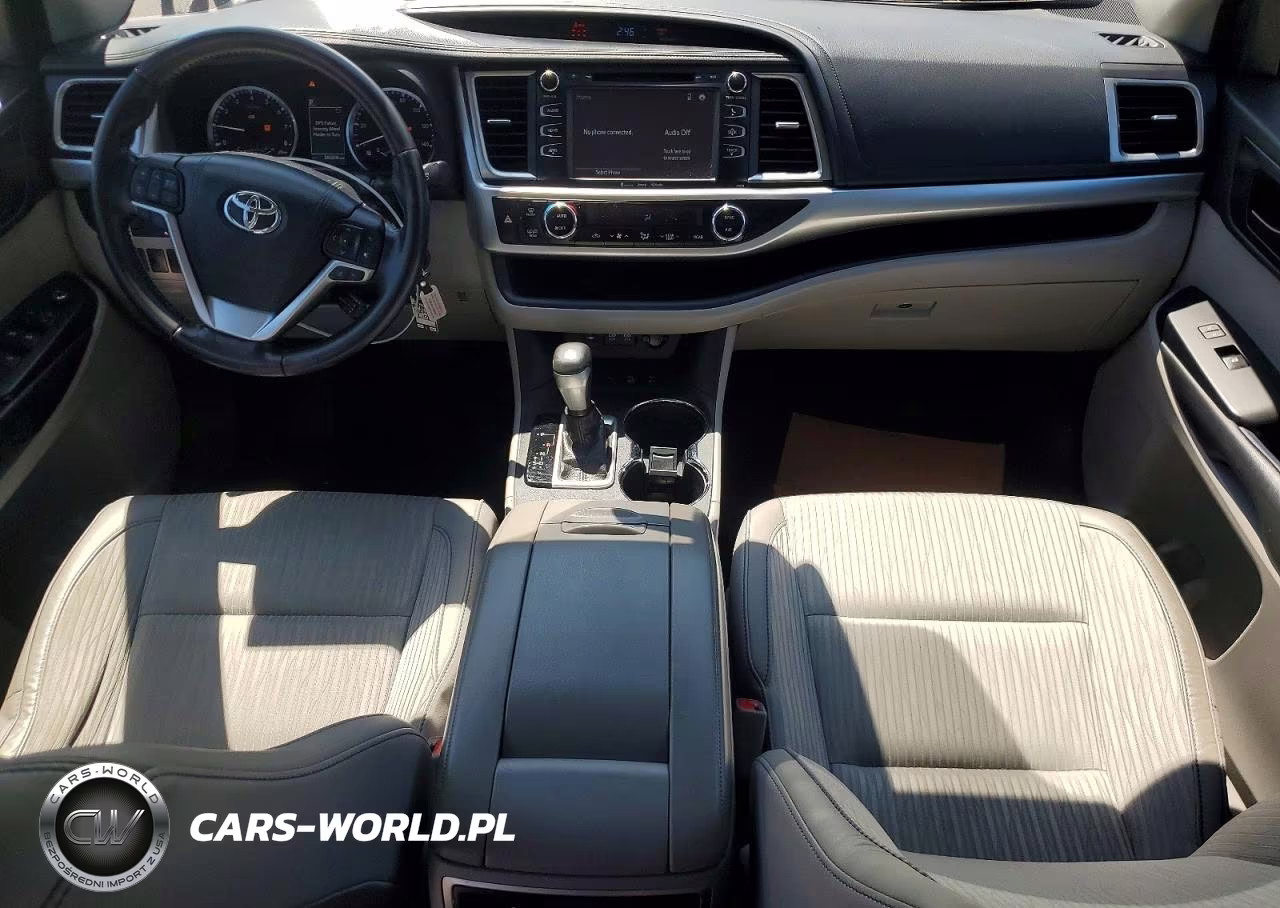 2017 Toyota Highlander Le Plus VIN:5TDBZRFH7HS426437 - 8