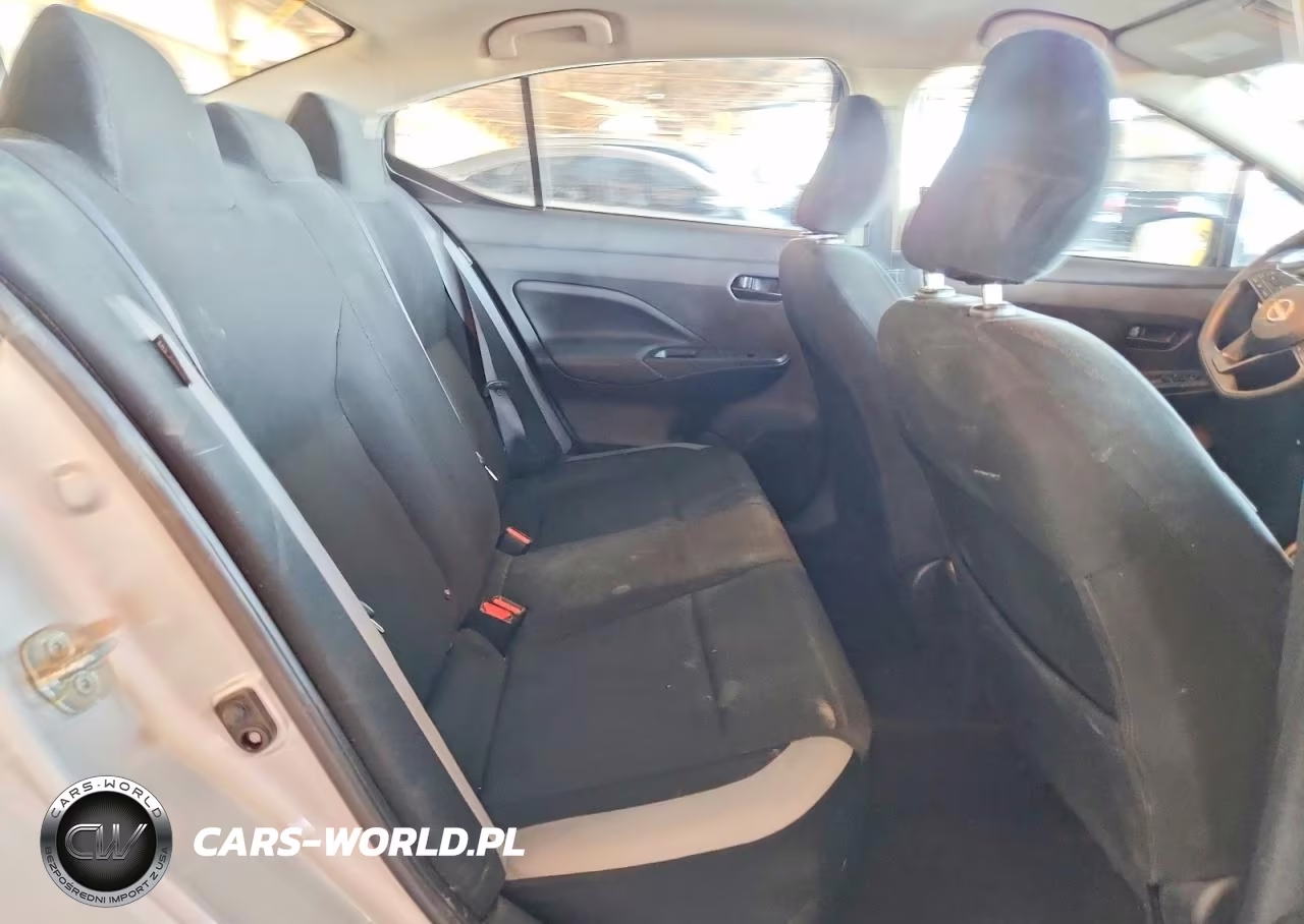 2025 Nissan Versa VIN:3N1CN8DV2SL811892 - 10
