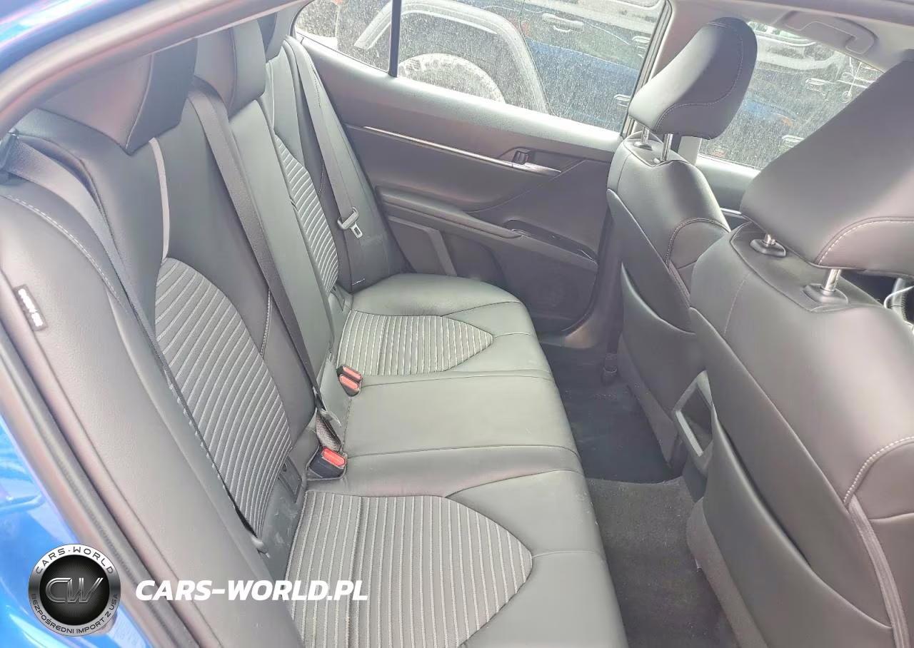 2018 Toyota Camry Se VIN:4T1B11HK1JU006218 - 10