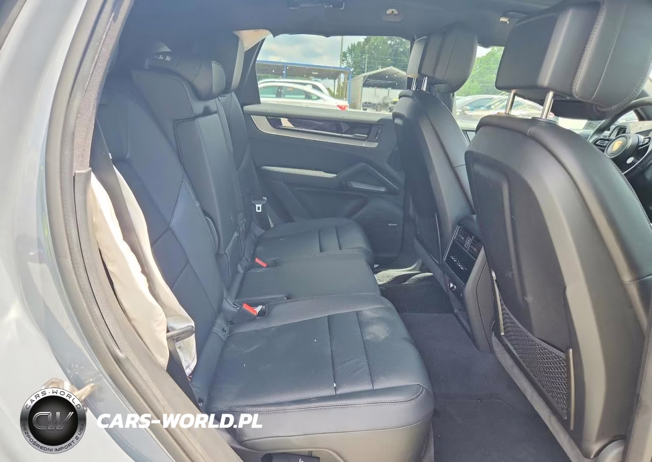 2026 Porsche Cayenne VIN:WP1AA2AY1TDA01395 - 11