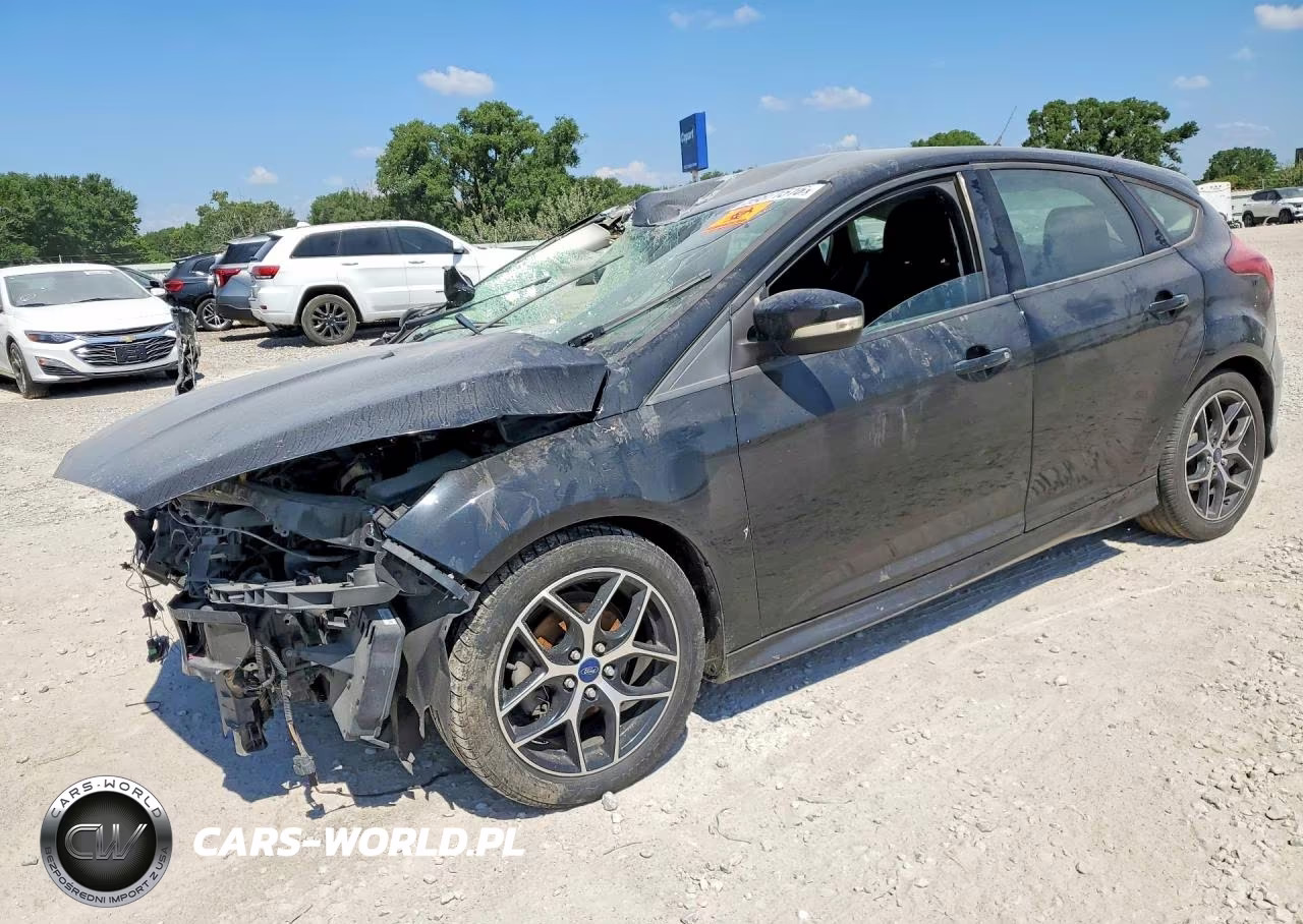 2015 Ford Focus – zdjęcie 1 z 13