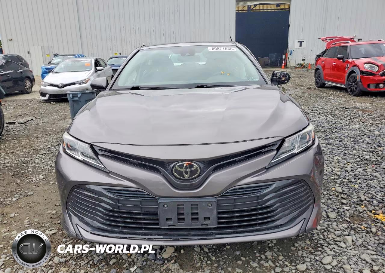 2020 Toyota Camry Le VIN:4T1L11AK6LU920465 - 5