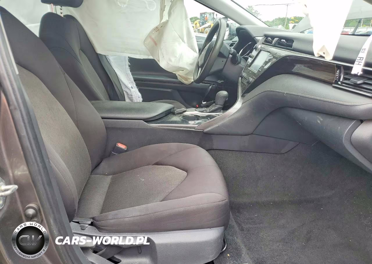 2020 Toyota Camry Le VIN:4T1L11AK6LU920465 - 7