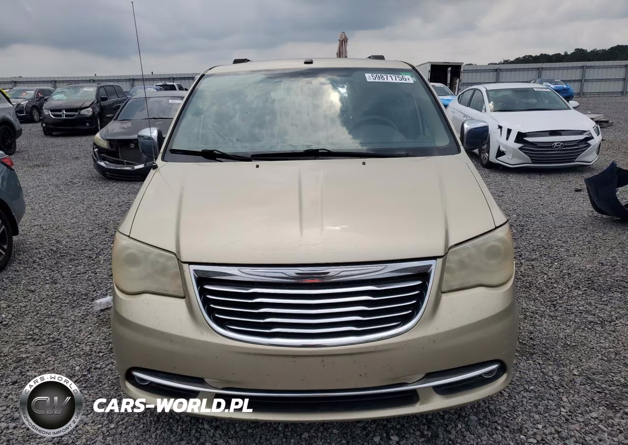 2011 Chrysler Town & Country Limited VIN:2A4RR6DG2BR655318 - 5