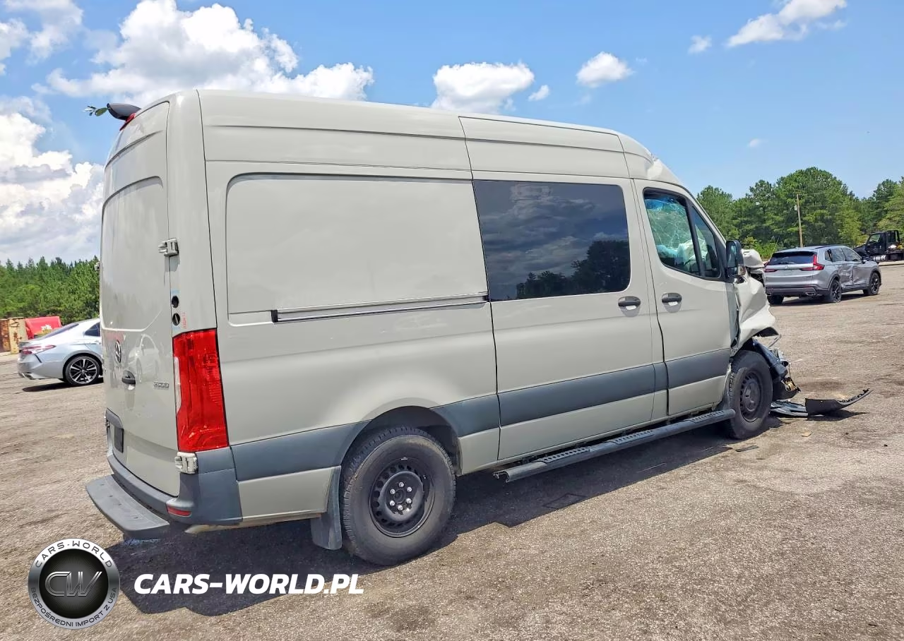 2023 Mercedes-Benz Sprinter 2500 VIN:W1W4NBHY3PT154711 - 3
