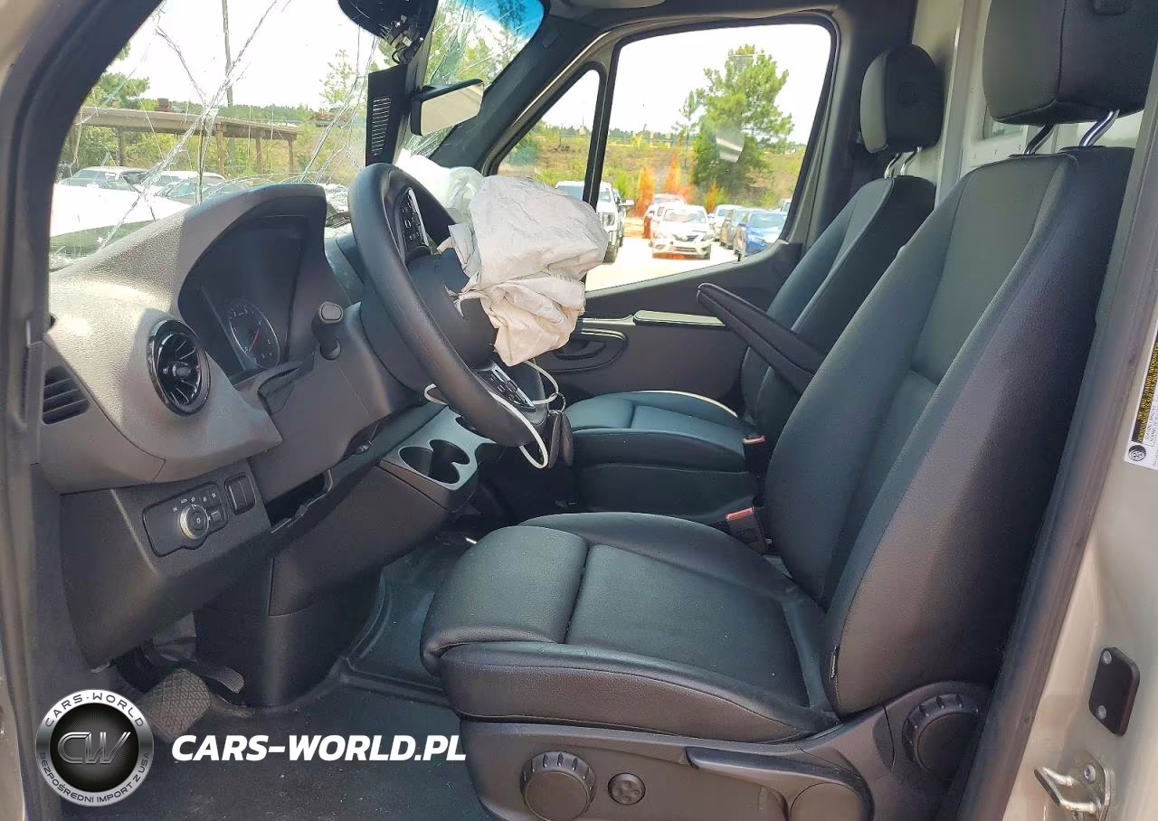 2023 Mercedes-Benz Sprinter 2500 VIN:W1W4NBHY3PT154711 - 7