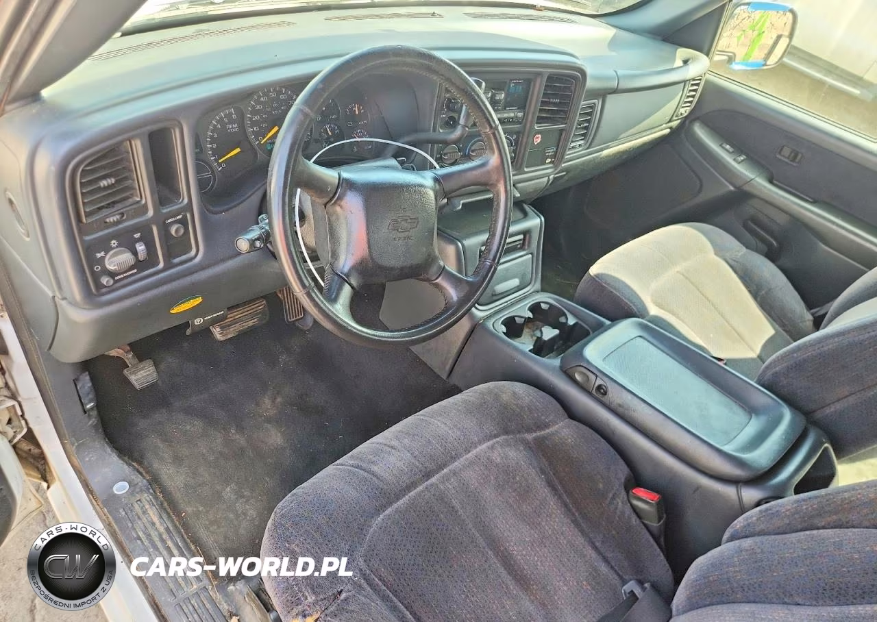 1999 Chevrolet Silverado C1500 VIN:1GCEC19T2XZ146714 - 8