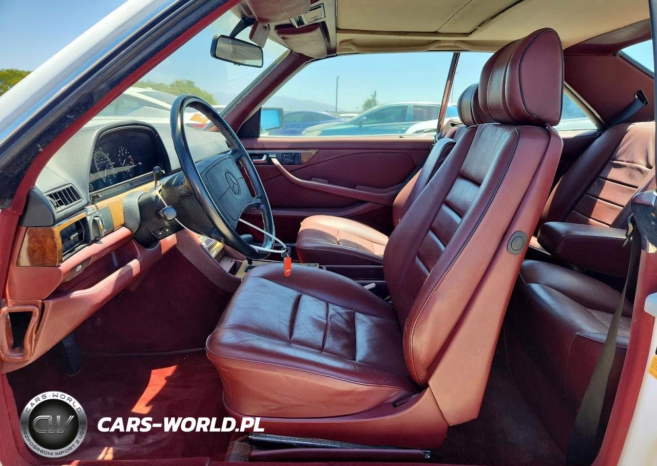 1986 Mercedes-Benz 560 Sec VIN:WDBCA45D3GA248193 - 7