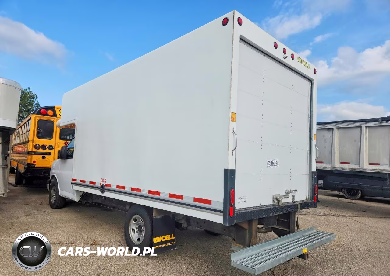 2022 GMC Savana Box Truck VIN:1GD07SF71N1147680 - 2