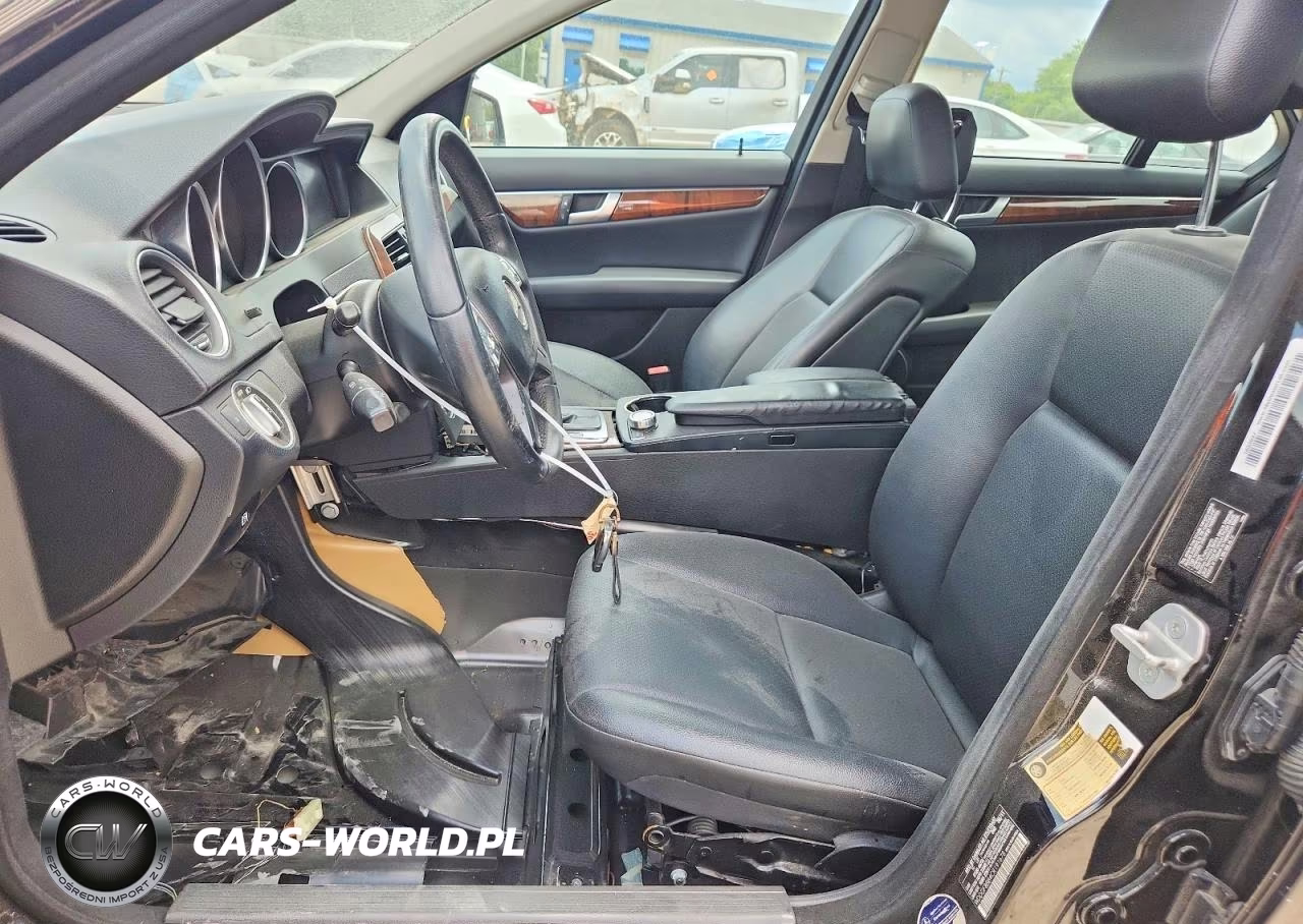 2012 Mercedes-Benz C 300 4Matic VIN:WDDGF8BB4CR191678 - 7